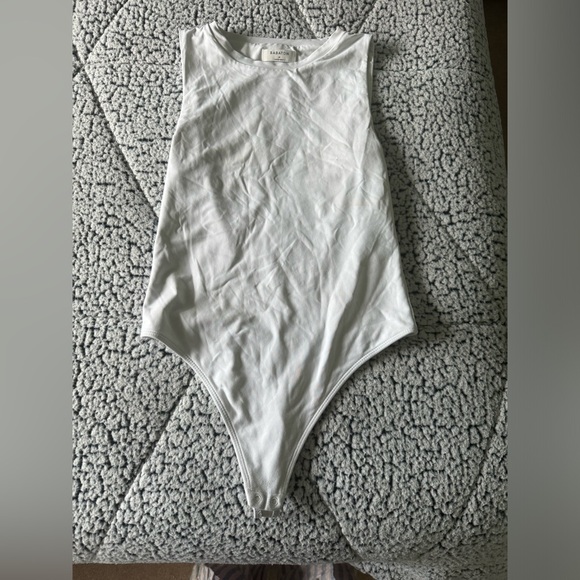 Aritzia contour bodysuit - Picture 3 of 3